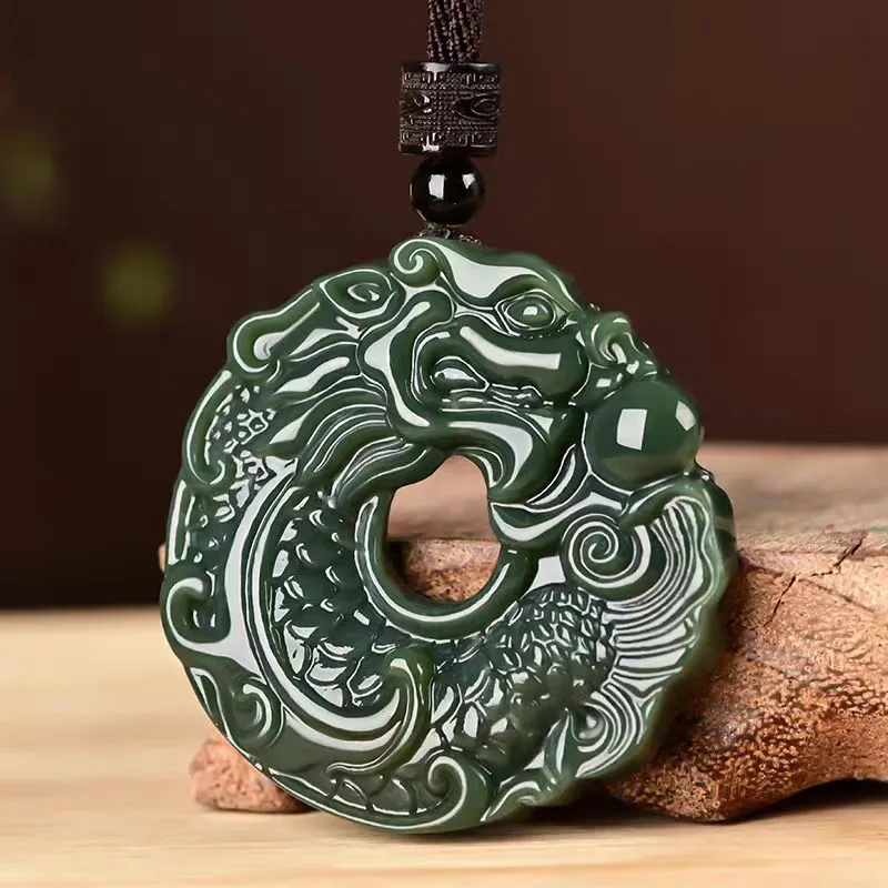 Lingxiang Yurun Necklaces Green Jade Unisex-1