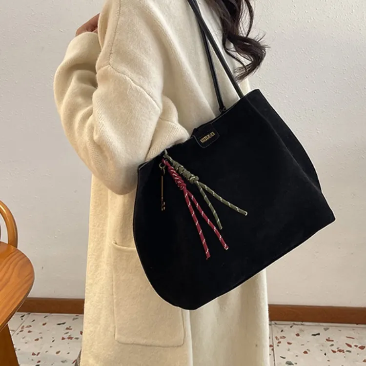 ERANGBEAR Matte Shoulder Bag Regular Women's Multicolor-13