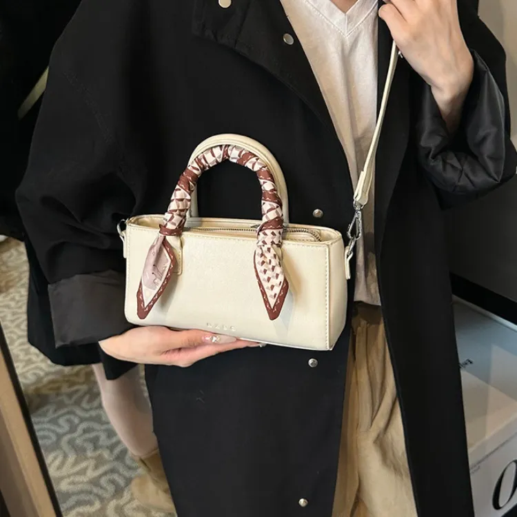ERANGBEAR PU Handbag, Shoulder Bag, Crossbody Bag Women's Black White Khaki Brown Coffee-3