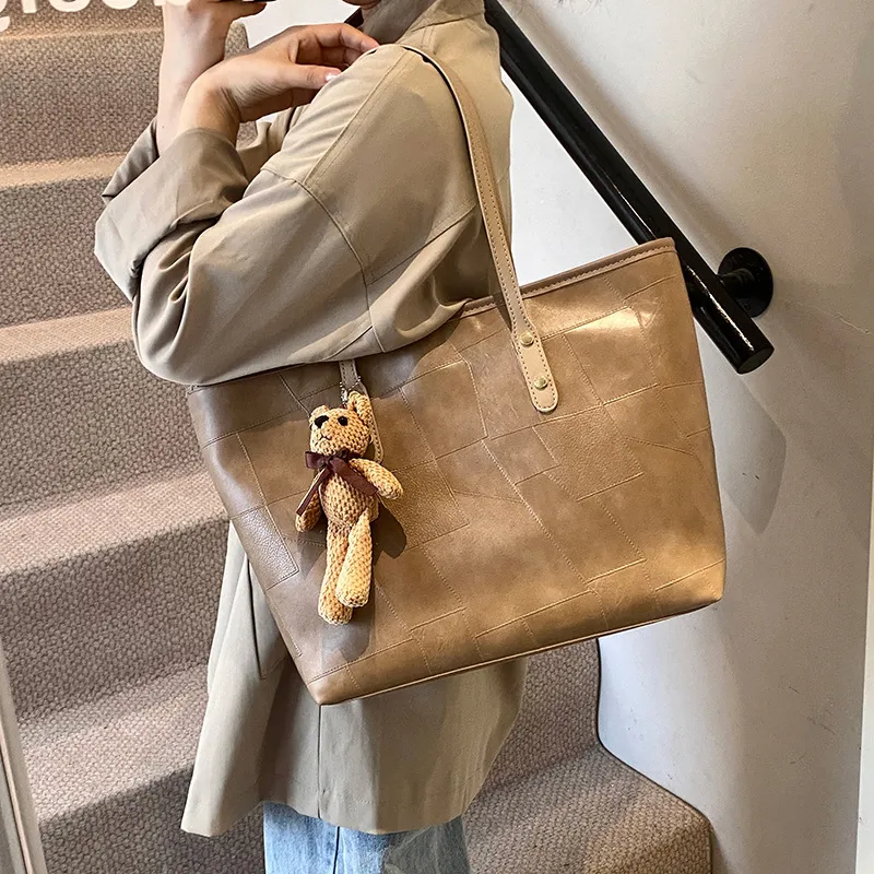ERANGBEAR PU Large Capacity Commute Shoulder Bag Premium Versatile Shoulder Bag Women's Brown/Red/Khaki/Black-7