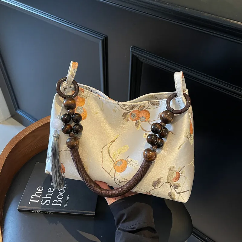 ERANGBEAR Silk Shoulder Bag Regular Women's Ecru-1