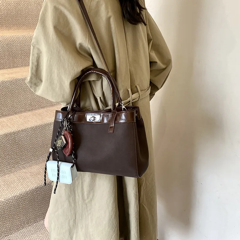 ERANGBEAR PU One Shoulder Handbag Regular Women's Black/Coffee/Khaki-4
