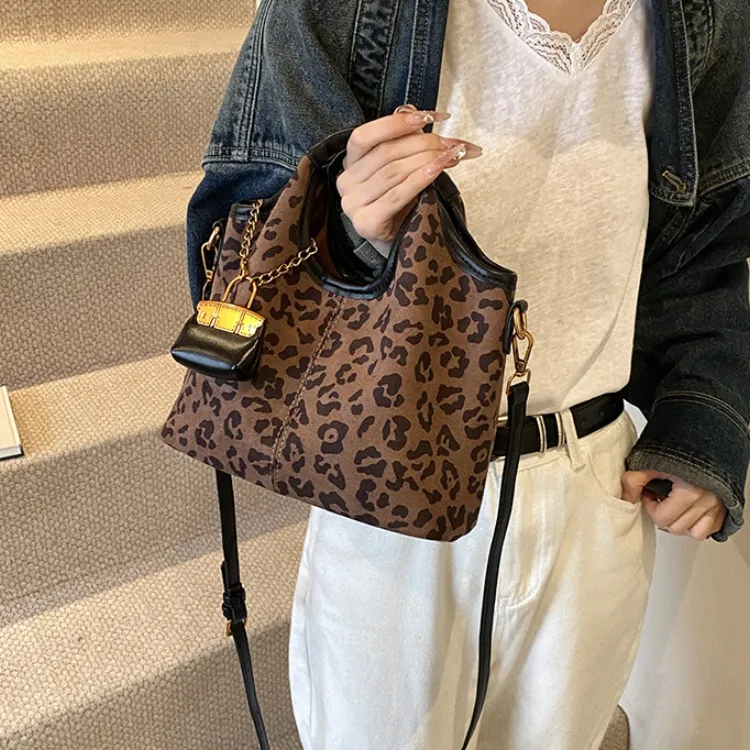 ERANGBEAR PU Handbag Regular Women's Black Leopard Print/Brown Leopard Print-1