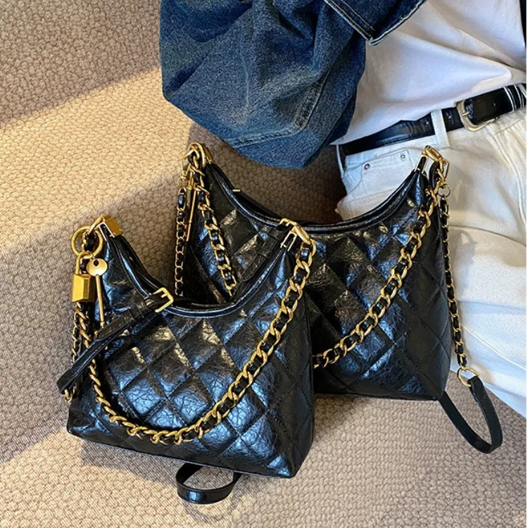 ERANGBEAR PU Trendy Diamond Pattern Chain Bag Fashion Elegance Shoulder Bag Regular Women's Multicolor-1