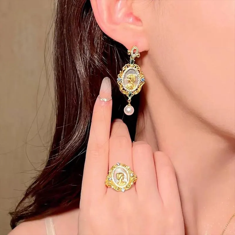 CARAT'S DIARY Shell Pearl Mother Of Pearl Earrings Women's-1