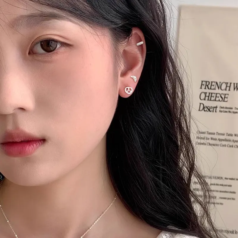 CARAT'S DIARY S925 Silver Stud Earrings Unisex-1