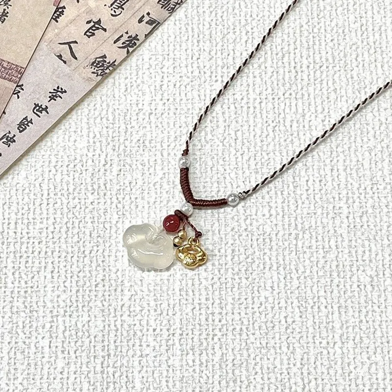 CARAT'S DIARY Chalcedony Necklaces Unisex-7