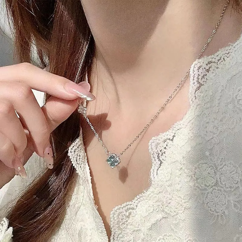 CARAT'S DIARY Hazardous Jadeite Collarbone Chain Necklace Women's-1