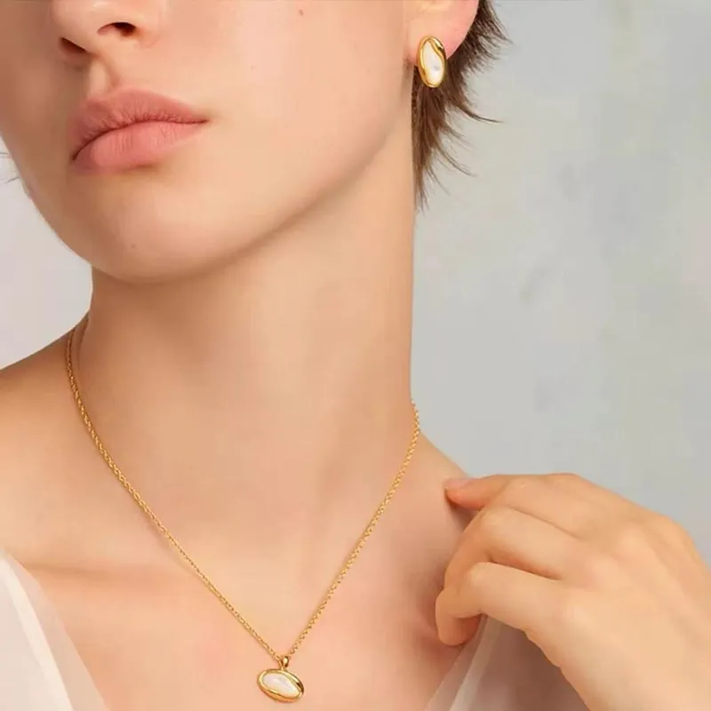 CARAT'S DIARY Resin Necklaces Women's-22
