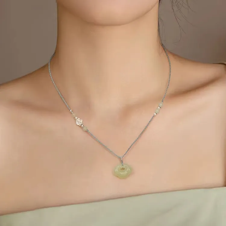 FUSSEM Hetian Jade Necklaces Green Jade Unisex-1