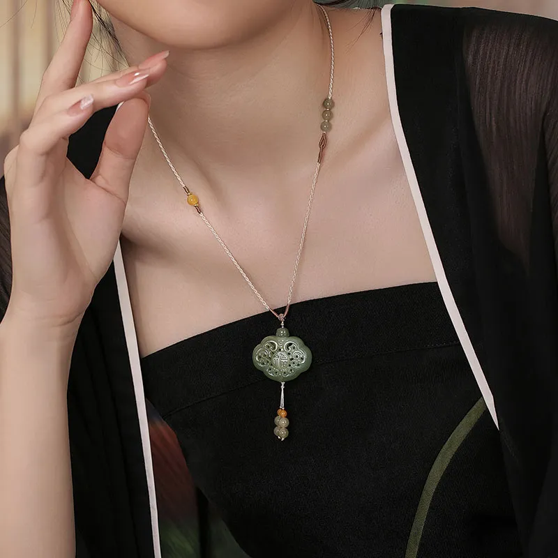 Princess Cui Hetian Jade Necklaces Pale Greenish White Jade Unisex-4