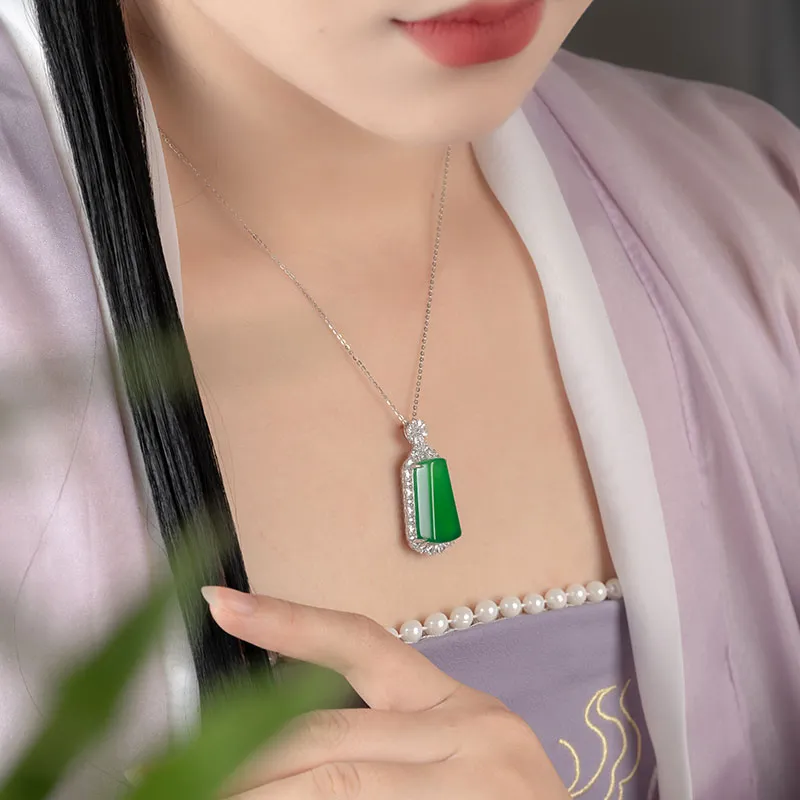 Princess Cui Chalcedony Necklaces Women's-4