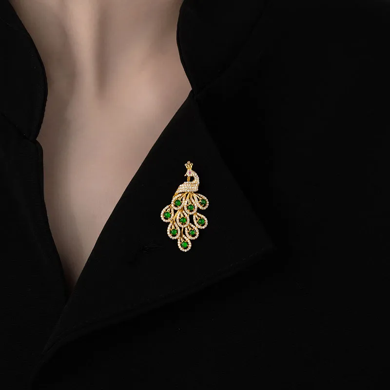 Princess Cui Ice Glutinous Jadeite Brooches Unisex-5