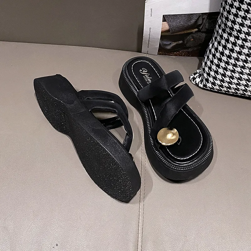 Puppytown Slip Resistant Abrasion Resistant Flip Flops Women's-2