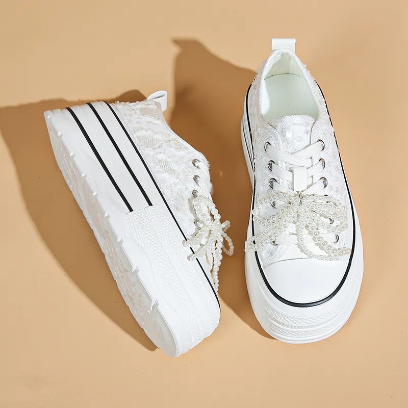 Puppytown Slip Resistant Waterproof Low Top Skateboard Shoes Women's-6
