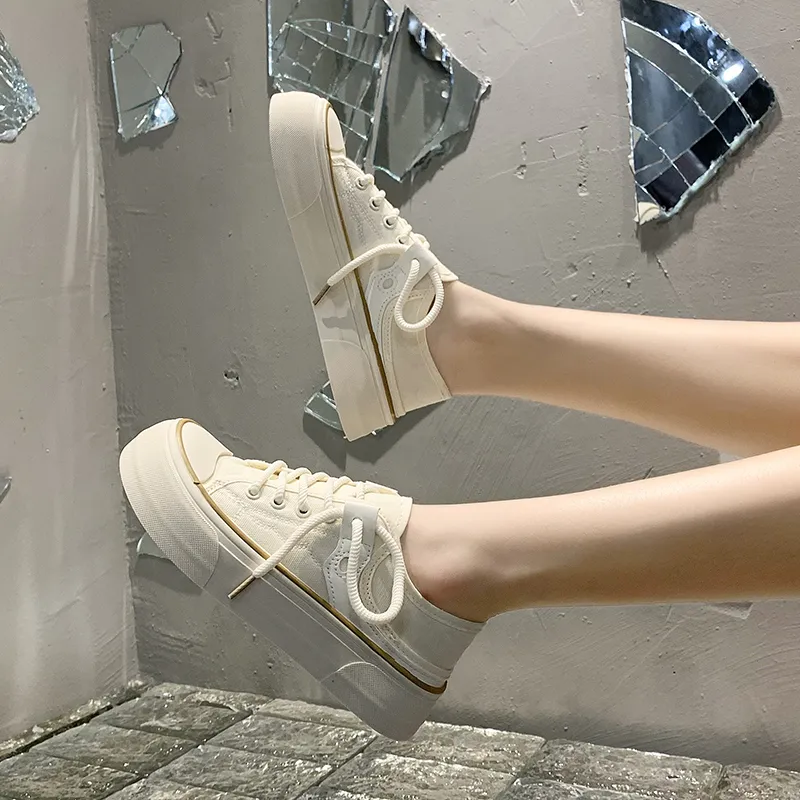 Puppytown Slip Resistant Water Resistant Coverage Low Top Canvas Shoes Women's-7