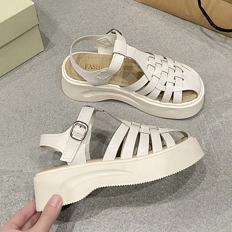 Puppytown Roman Sandals 5.5 Women's-3