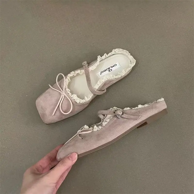 Puppytown Quiet Odor Resistant Closed Toe Slippers Women's-6