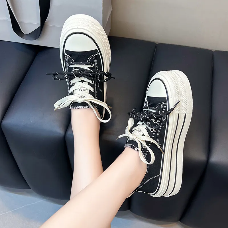 Puppytown Anti Slip Wear Resistant Low Top Skateboard Shoes Women's-9