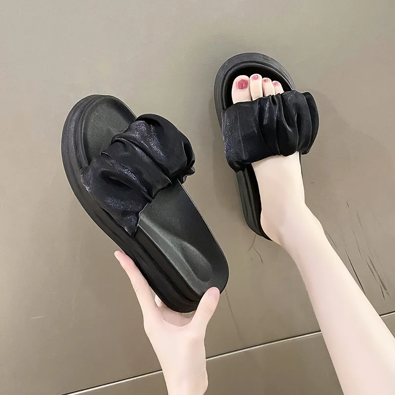 Puppytown Rubber Sole Slip Resistant Odor Resistant Slide Slippers Women's-9