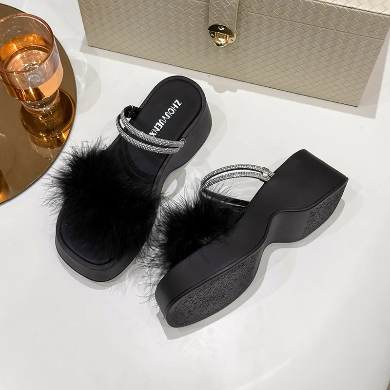 Puppytown Slip Resistant Quick Dry Slide Slippers Women's-6