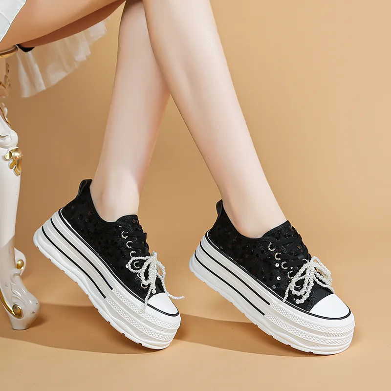 Puppytown Slip Resistant Waterproof Low Top Skateboard Shoes Women's-10