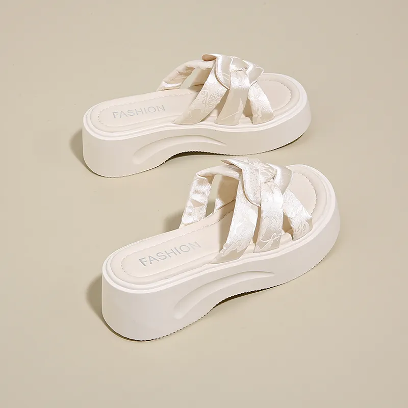 Puppytown Slip Resistant Slide Slippers Women's-3