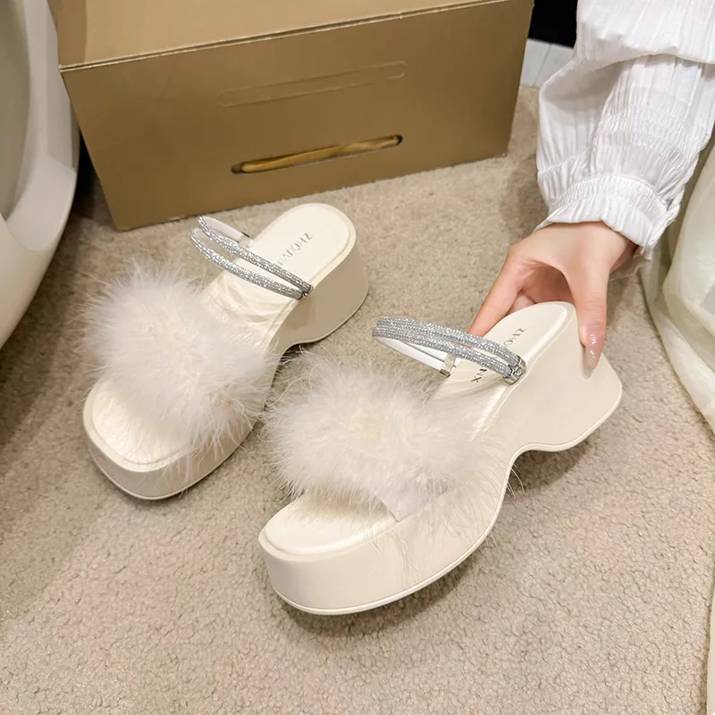 Puppytown Slip Resistant Quick Dry Slide Slippers Women's-1