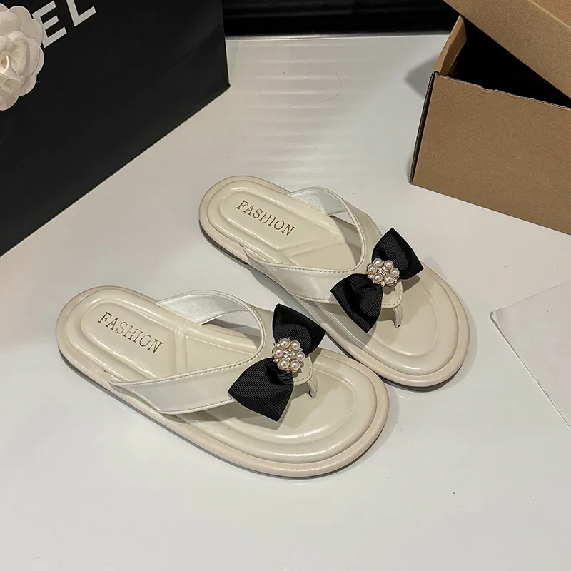 Puppytown Odor Resistant Slip Resistant Flip Flops Women's-1