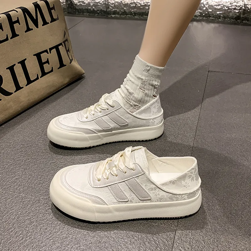 Puppytown Anti Slip Wear Resistant Low Top Skateboard Shoes Women's-6