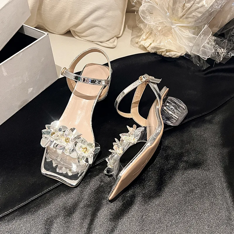 Puppytown One Strap Sandals Women's-8