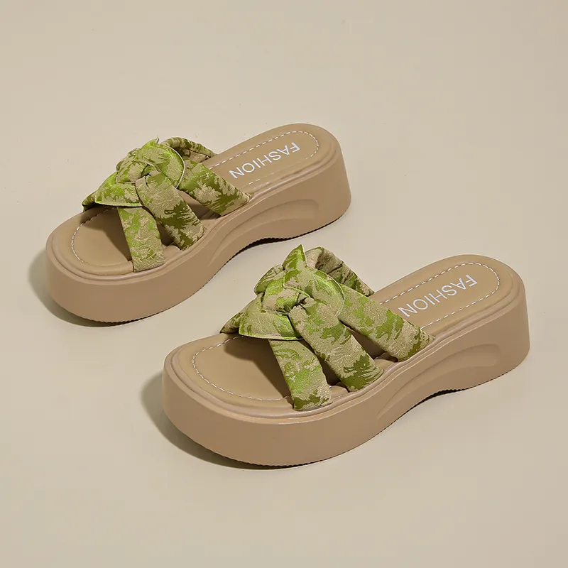 Puppytown Slip Resistant Slide Slippers Women's-11