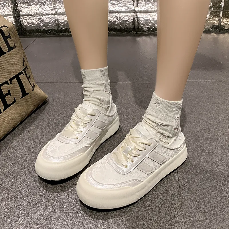 Puppytown Anti Slip Wear Resistant Low Top Skateboard Shoes Women's-7