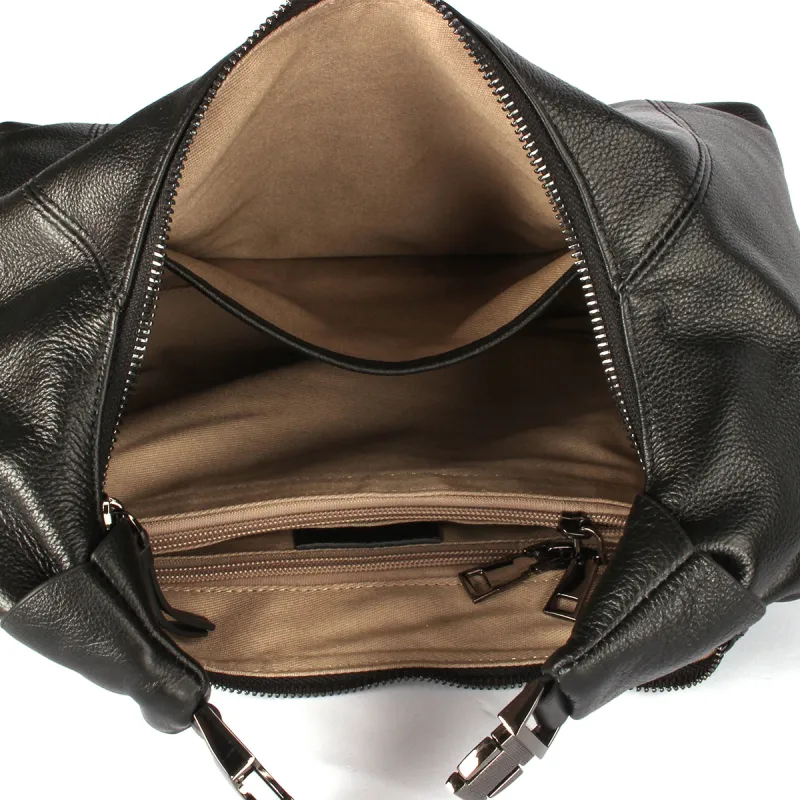 AQUASCUTUM Cow Leather Shoulder Bag Women's Black-6