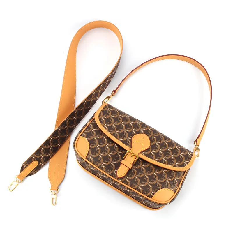 AQUASCUTUM PVC Shoulder Bag Women's Brown-5