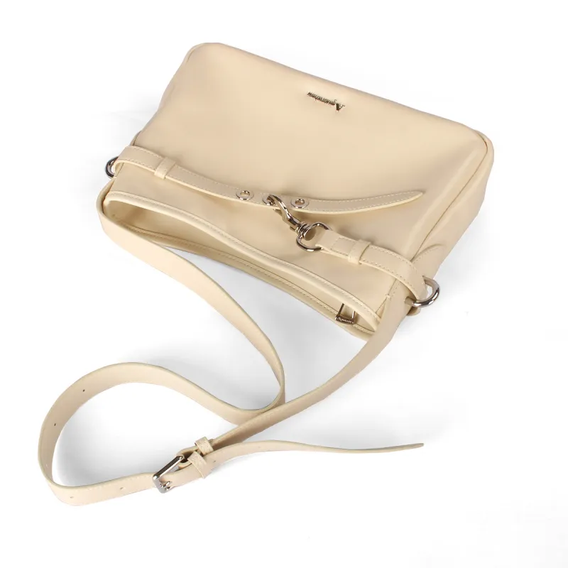 AQUASCUTUM Cow Leather Shoulder Bag Regular Women's Multicolor-10