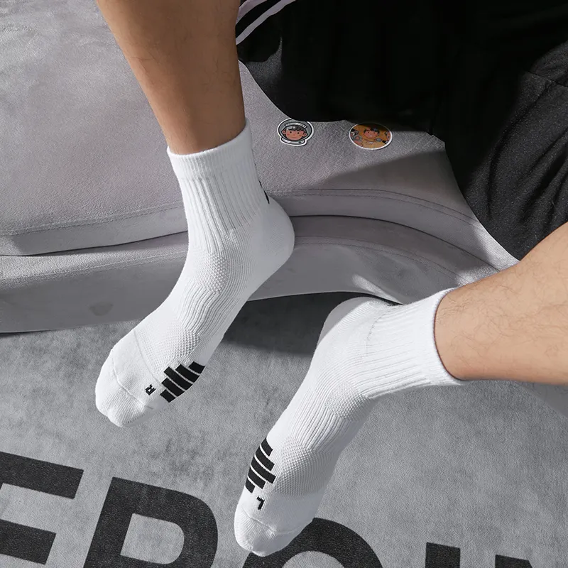 ZEROIN Basketball Socks Men's 4 Pack-21
