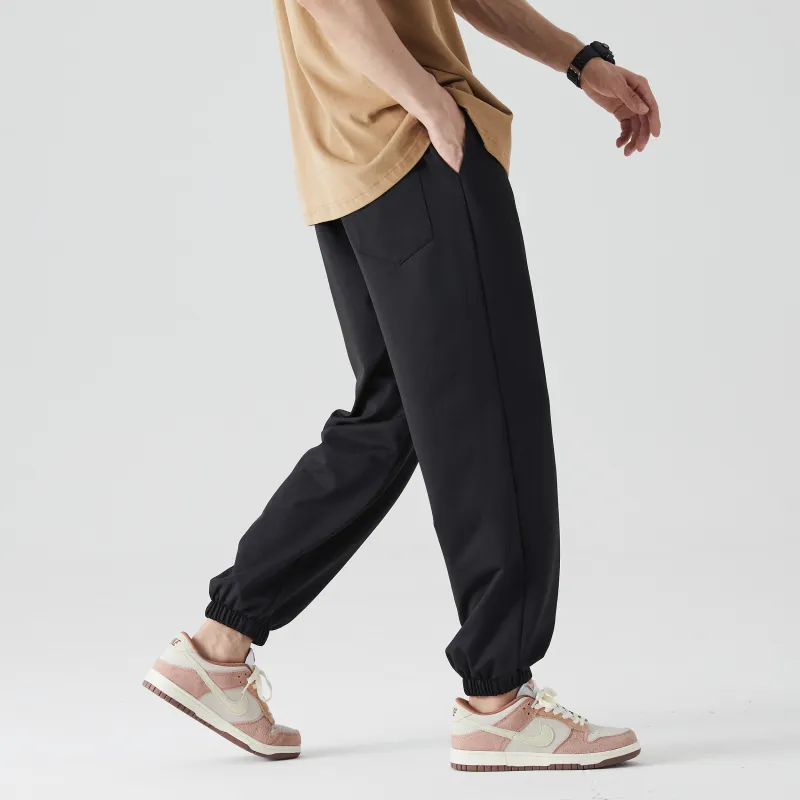 Universal Templates Knitted Sports Pants Unisex-17