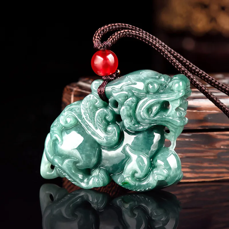 HUISHI Glutinous Jade Necklaces Unisex-2