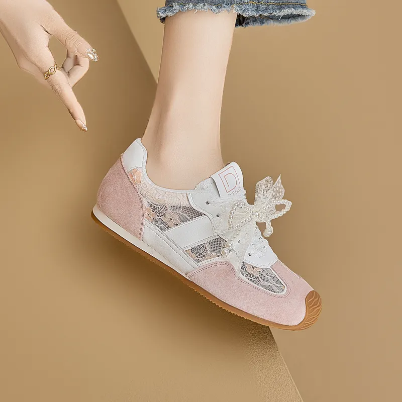 D FUSE SCANDINAVIA Low Top Casual Shoes Women's-3