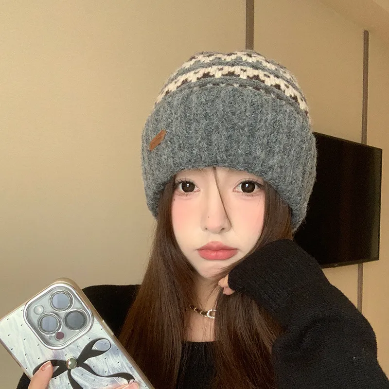 EEEENO Beanies Unisex-3