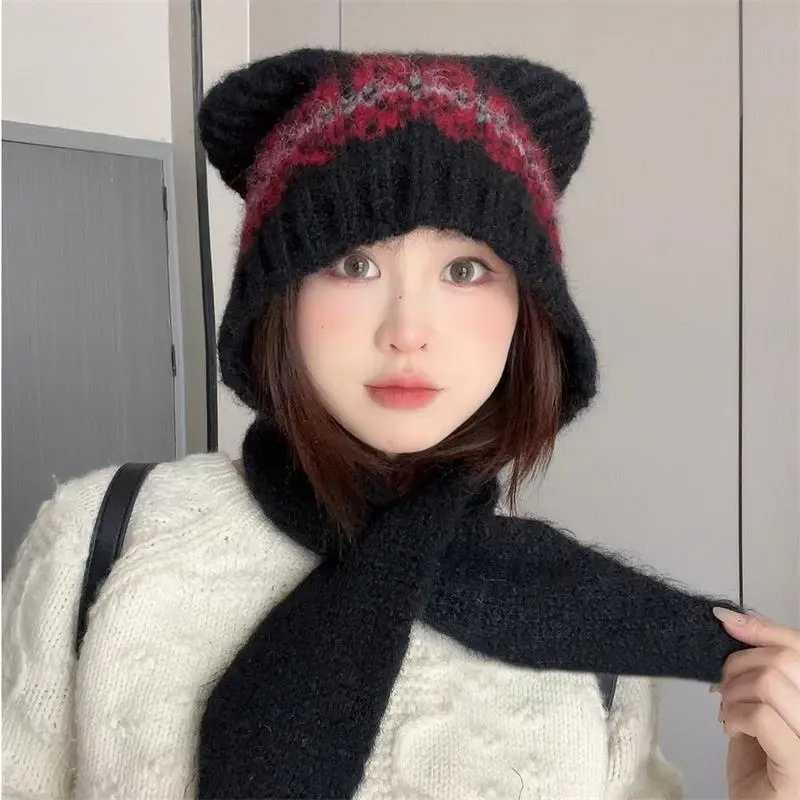 EEEENO Beanies Unisex-1