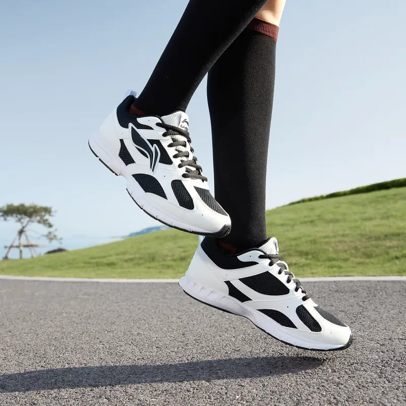 LiNing Cushioning Slip Resistant Abrasion Resistant Breathable Low Top Running Shoes Women's White Black-6