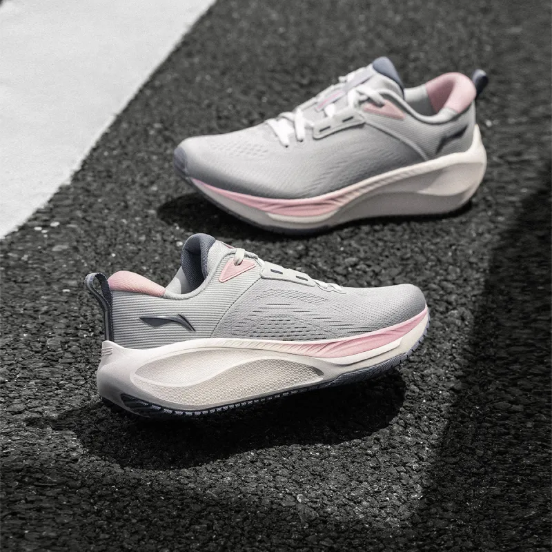 LINING Wu Leaping 2.0 V2 Running Shoes Women's Low Top Light Lime-7