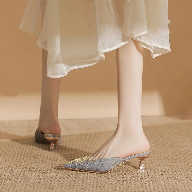 MCKP Rubber Sole Slip Resistant Closed Toe Slippers Women's-7