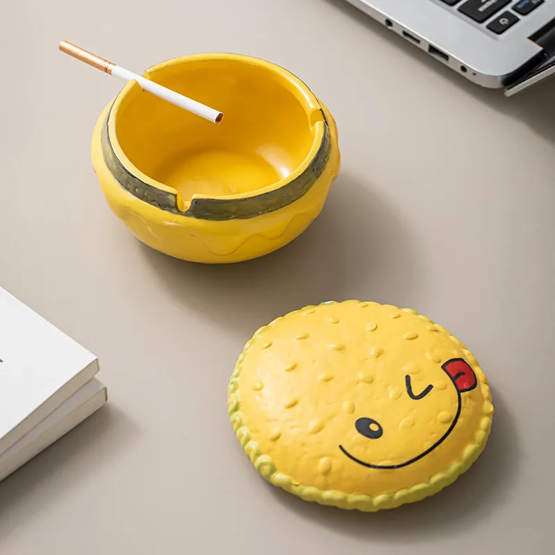 ROMANTIC TIMES Ashtrays-2
