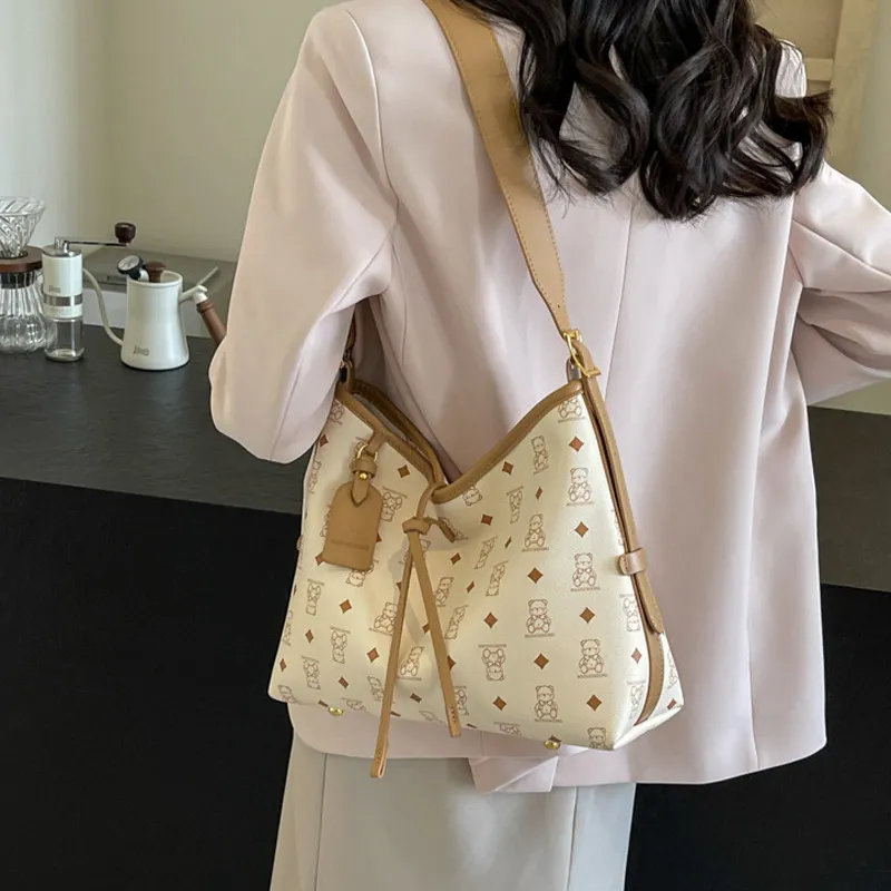 JANE KLAIN Synthetic Leather Shoulder Bag Regular Women's Light Brown/Pink/Black/Ecru-15