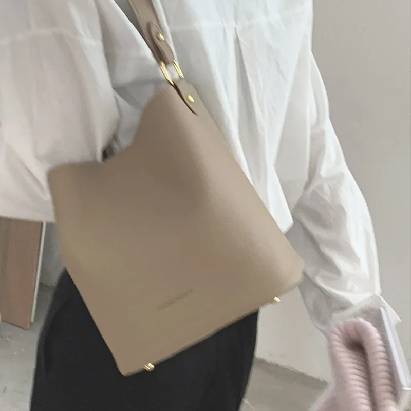 JANE KLAIN Shoulder Bags-16