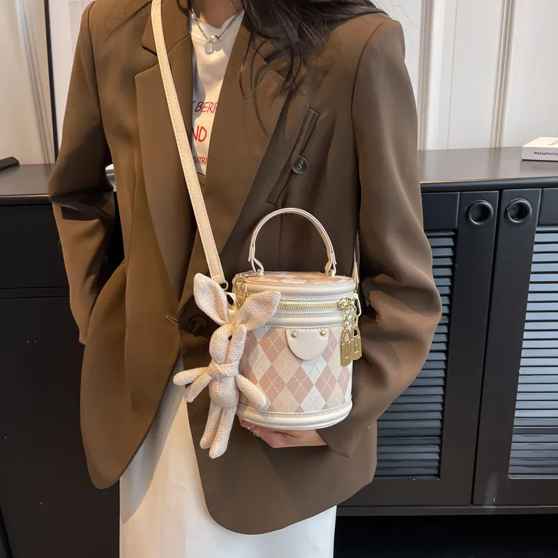 JANE KLAIN Synthetic Leather Portable Bucket Bag Regular Women's Pink/White-13