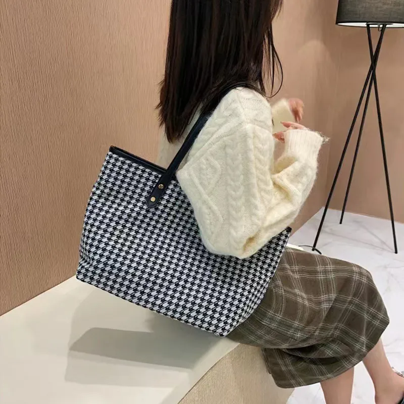 JANE KLAIN Fabric, Synthetic Leather Underarm Shoulder Bag Tote Women's Black Plaid-4